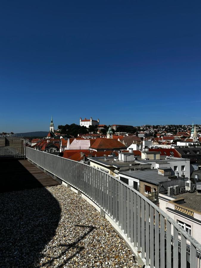 브라티슬라바 Luxury Penthouse At The Historical Centre With Free Parking 아파트 외부 사진