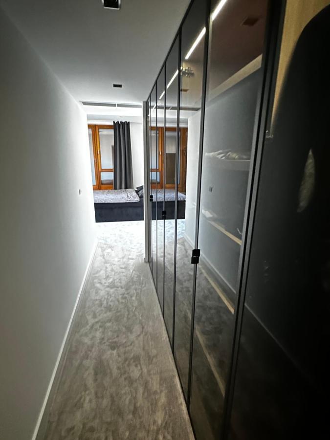 브라티슬라바 Luxury Penthouse At The Historical Centre With Free Parking 아파트 외부 사진